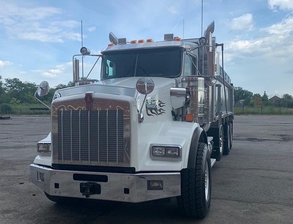 Is a Kenworth Truck Right for Your Mississauga Hauling Needs