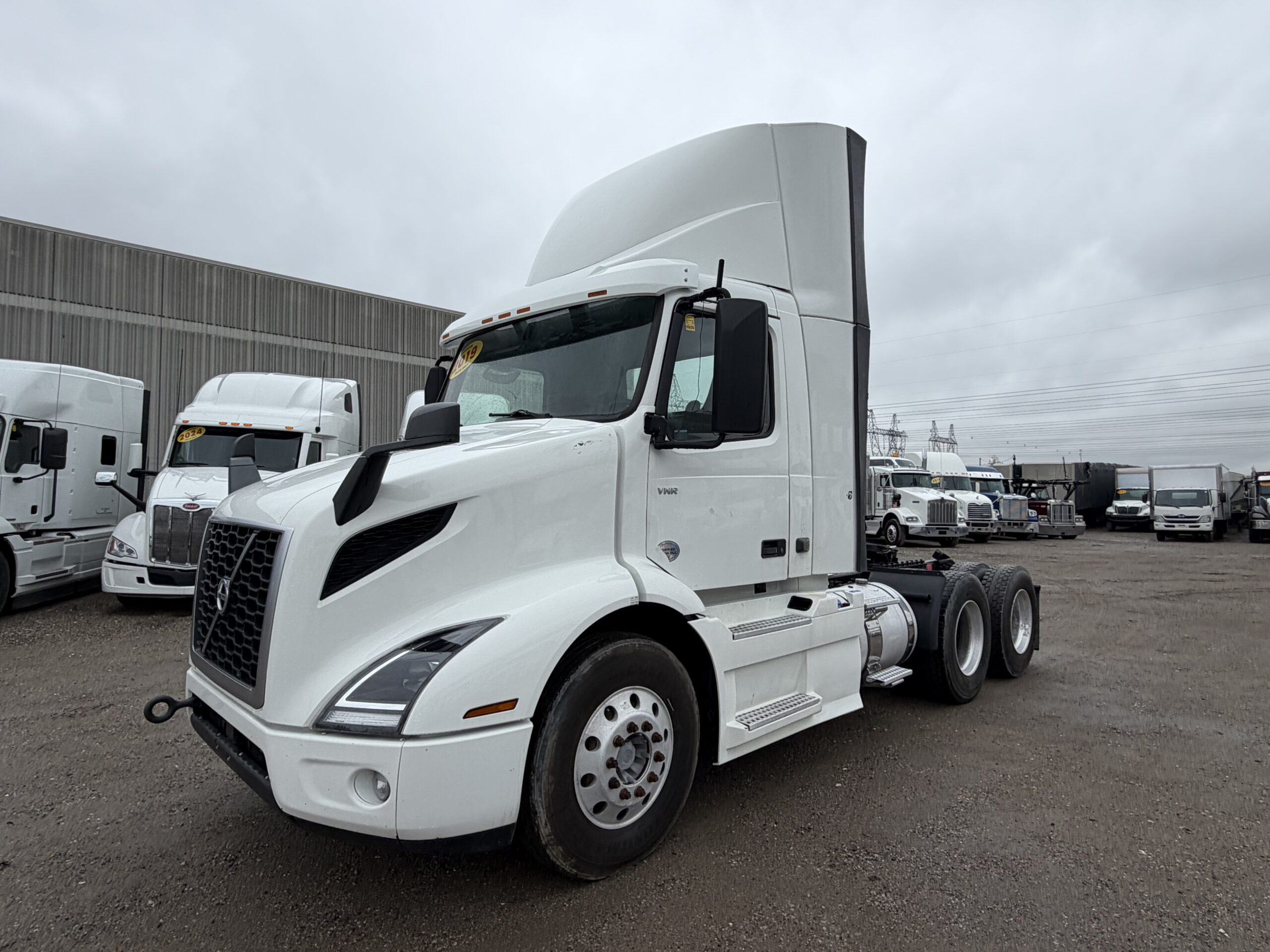 2019 Volvo Day Cab