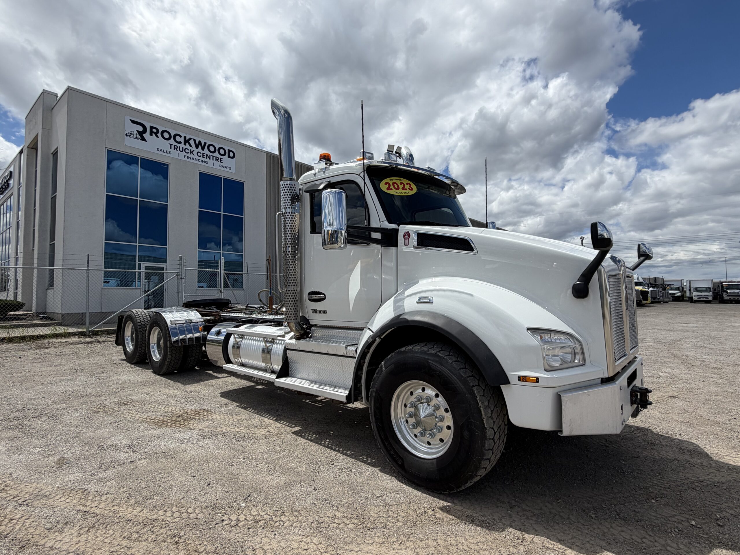 2023 Kenworth T880 Heavy Spec
