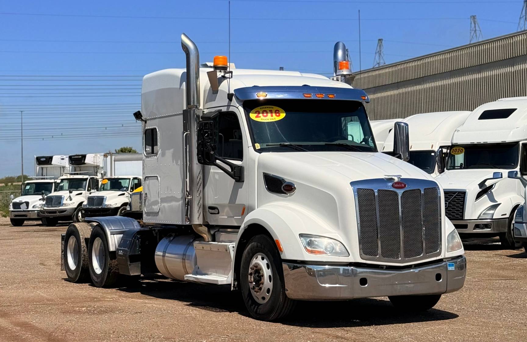 Is the 2016 Peterbilt 579 Interior Built for Comfort?